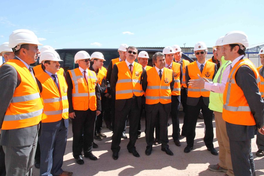 İSU EKİBİ KÖRFEZ GEÇİŞ KÖPRÜSÜNÜ İNCELEDİ