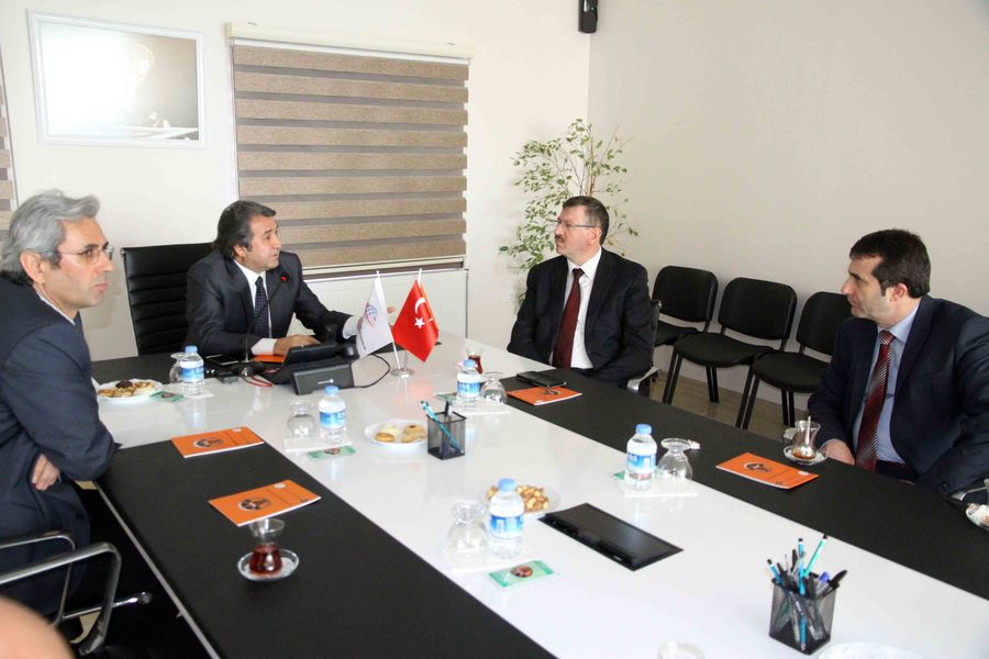 İSU EKİBİ KÖRFEZ GEÇİŞ KÖPRÜSÜNÜ İNCELEDİ