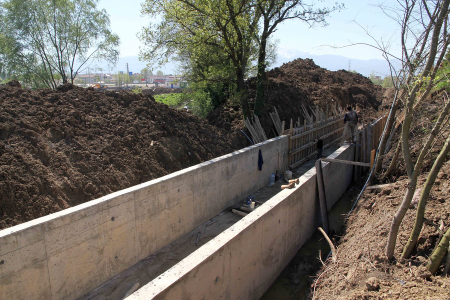KARTEPE UZUNÇİFTLİKTE 3.7 KM YAĞMURSUYU ALTYAPISI