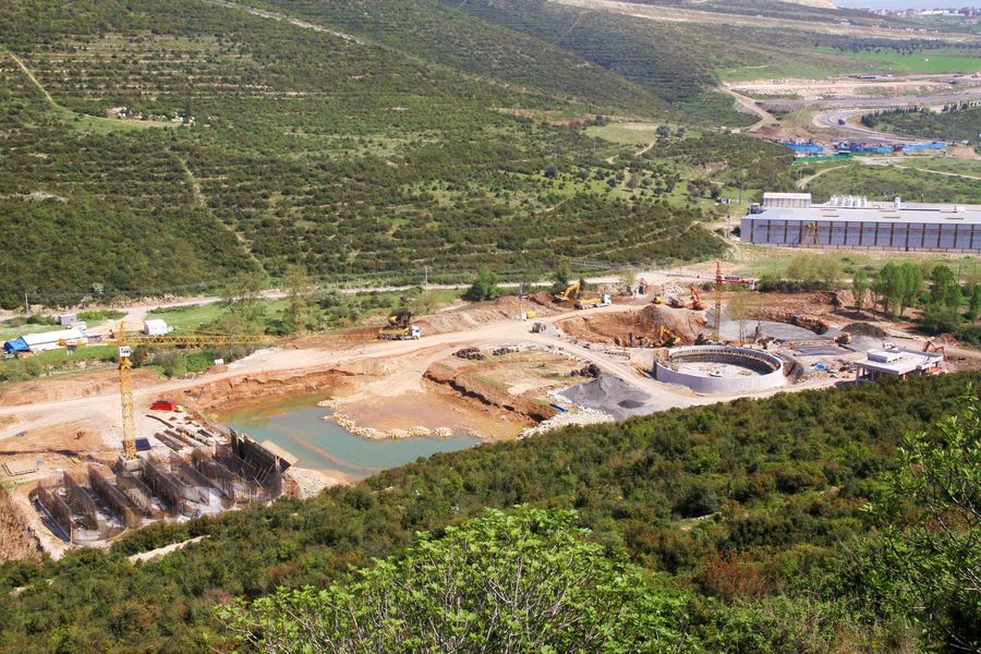 DİLOVASI ATIKSU ARITMA TESİSİ ORTAYA ÇIKMAYA BAŞLADI