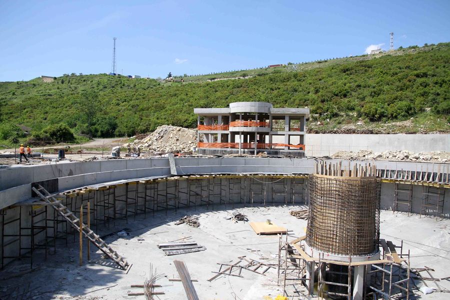 DİLOVASI ATIKSU ARITMA TESİSİ ORTAYA ÇIKMAYA BAŞLADI