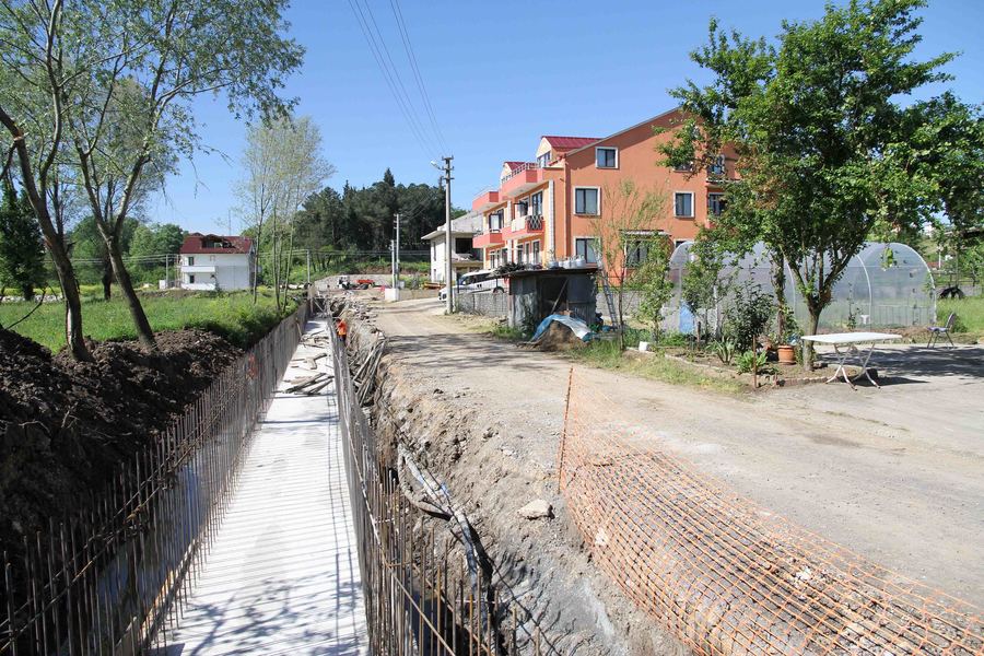 BAŞİSKELE KULLAR TOKLU DERESİ ISLAH EDİLİYOR