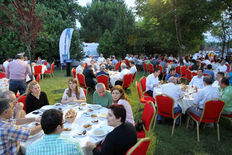 İSU’DA GELENEKSEL İFTAR PROGRAMI