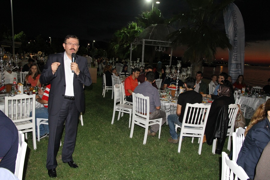 2. GELENEKSEL İFTAR PROGRAMI GÖLCÜK’TE YAPILDI