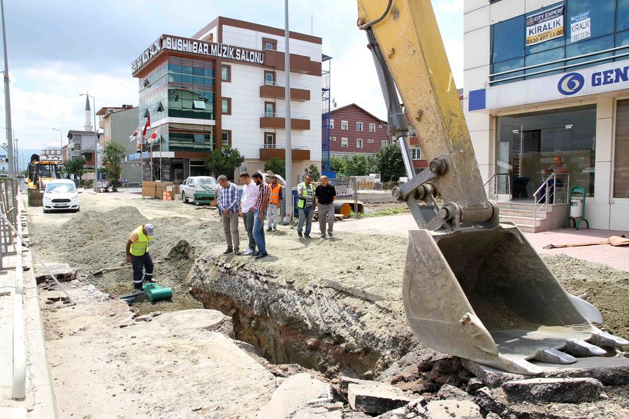 İZMİT YENİŞEHİR MAHALLESİNDE 10 KM ALTYAPI