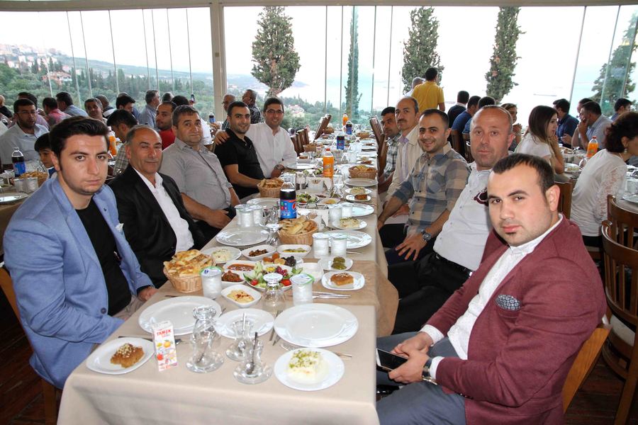 İSU’DA 3. GELENEKSEL İFTAR PROGRAMI GEBZE’DE YAPILDI