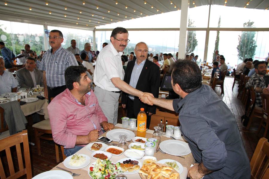 İSU’DA 3. GELENEKSEL İFTAR PROGRAMI GEBZE’DE YAPILDI