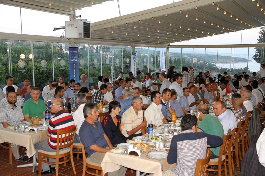 İSU’DA 3. GELENEKSEL İFTAR PROGRAMI GEBZE’DE YAPILDI