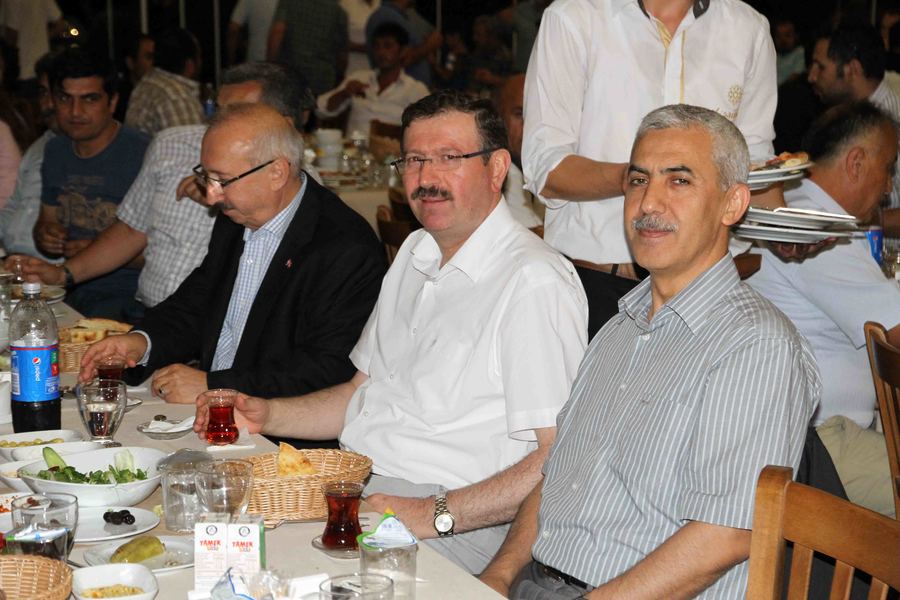 İSU’DA 3. GELENEKSEL İFTAR PROGRAMI GEBZE’DE YAPILDI