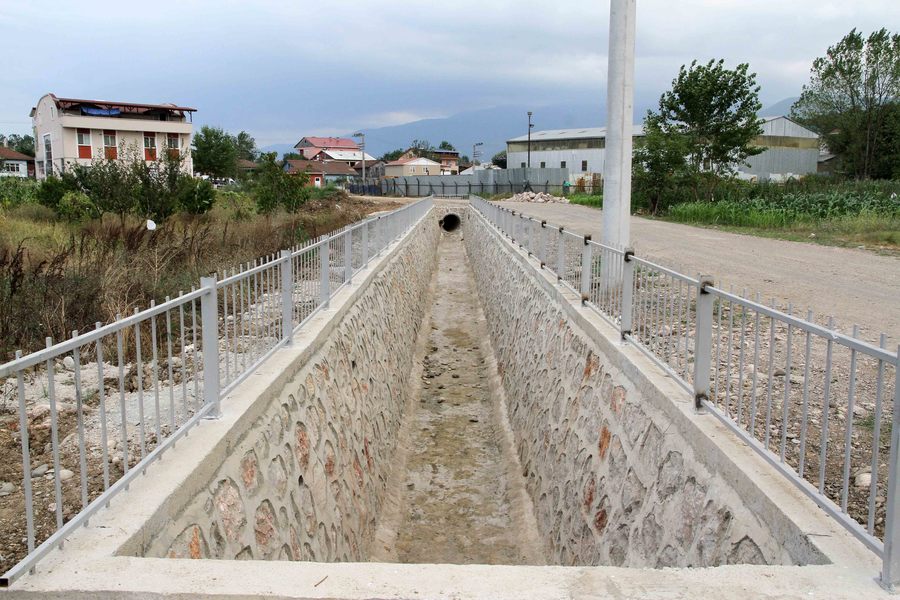 BAŞİSKELE YAKACIK MAHALLESİ TOKLU DERESİ ISLAH EDİLDİ