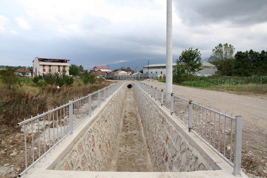 BAŞİSKELE YAKACIK MAHALLESİ TOKLU DERESİ ISLAH EDİLDİ