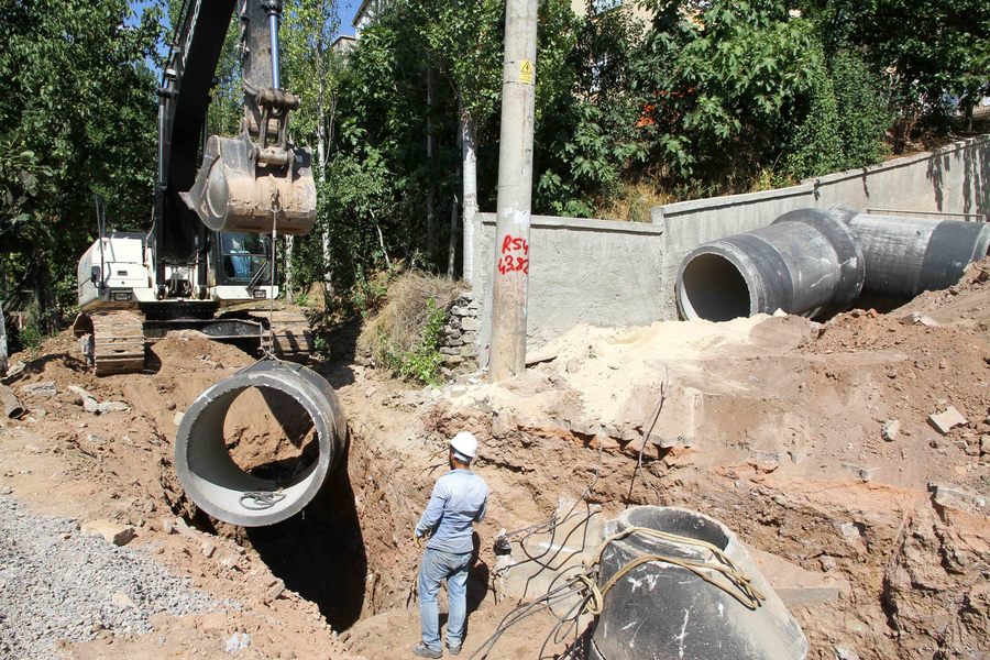 DERİNCE SIRRIPAŞA MAHALLESİ’NDE YAĞMURSUYU HATTI
