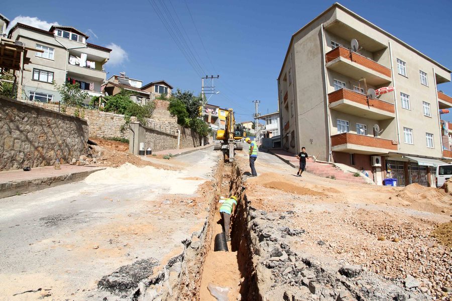 KÖRFEZ HEREKE’DE 22 KM ALTYAPI YENİLENİYOR