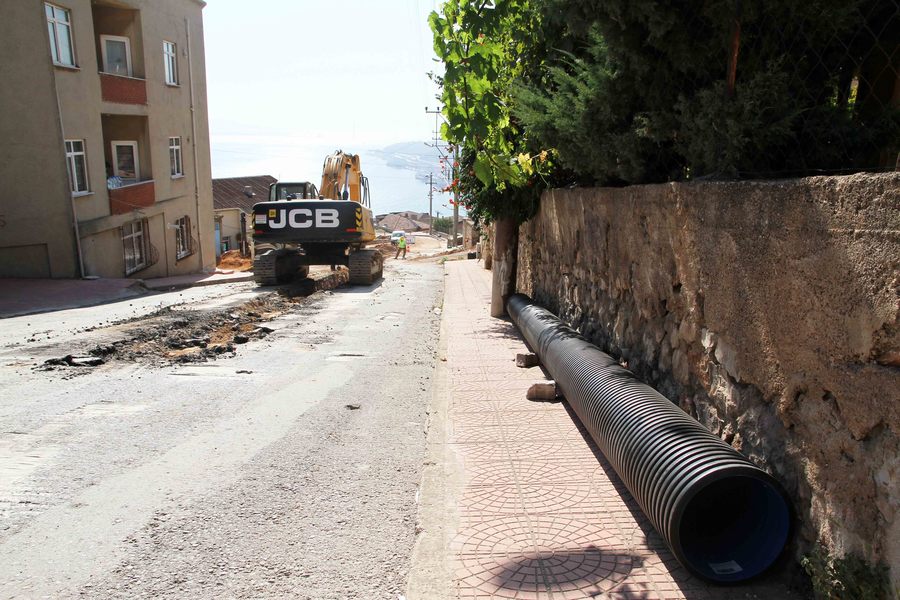 KÖRFEZ HEREKE’DE 22 KM ALTYAPI YENİLENİYOR