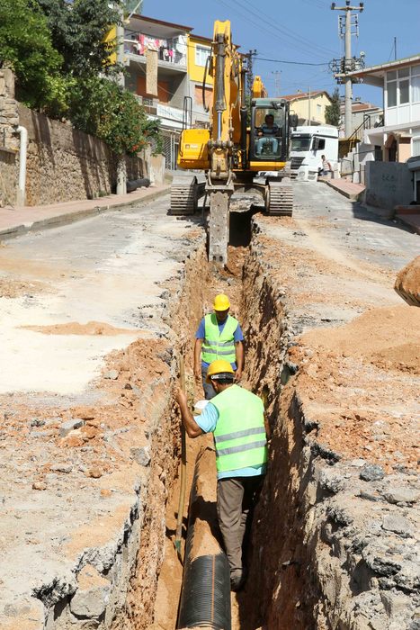 KÖRFEZ HEREKE’DE 22 KM ALTYAPI YENİLENİYOR