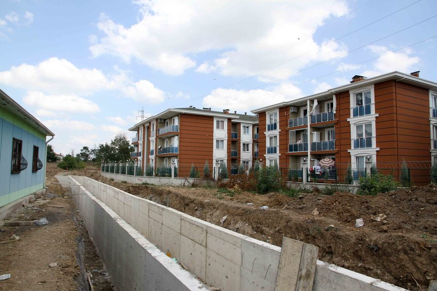 KARTEPE UZUNÇİFTLİK ATAKENT MAHALLESİ’NDE YAĞMURSUYU HATTI YAPILDI