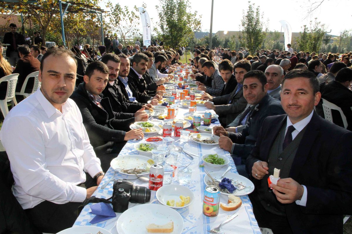 İSU’DA GELENEKSEL HAMSİ PROGRAMI