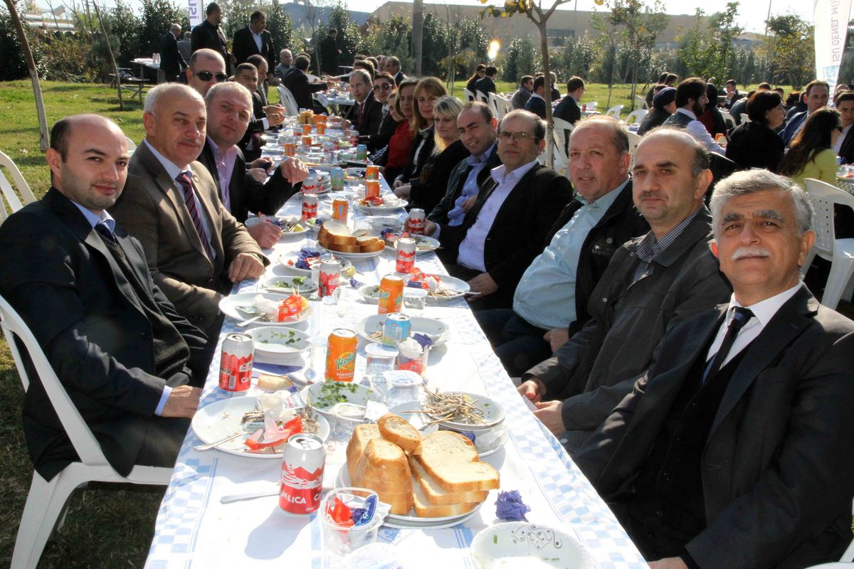 İSU’DA GELENEKSEL HAMSİ PROGRAMI