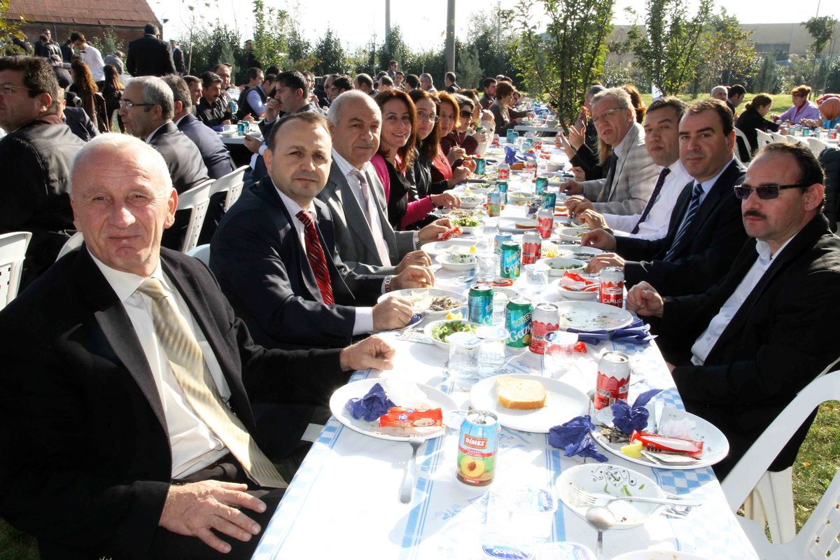 İSU’DA GELENEKSEL HAMSİ PROGRAMI