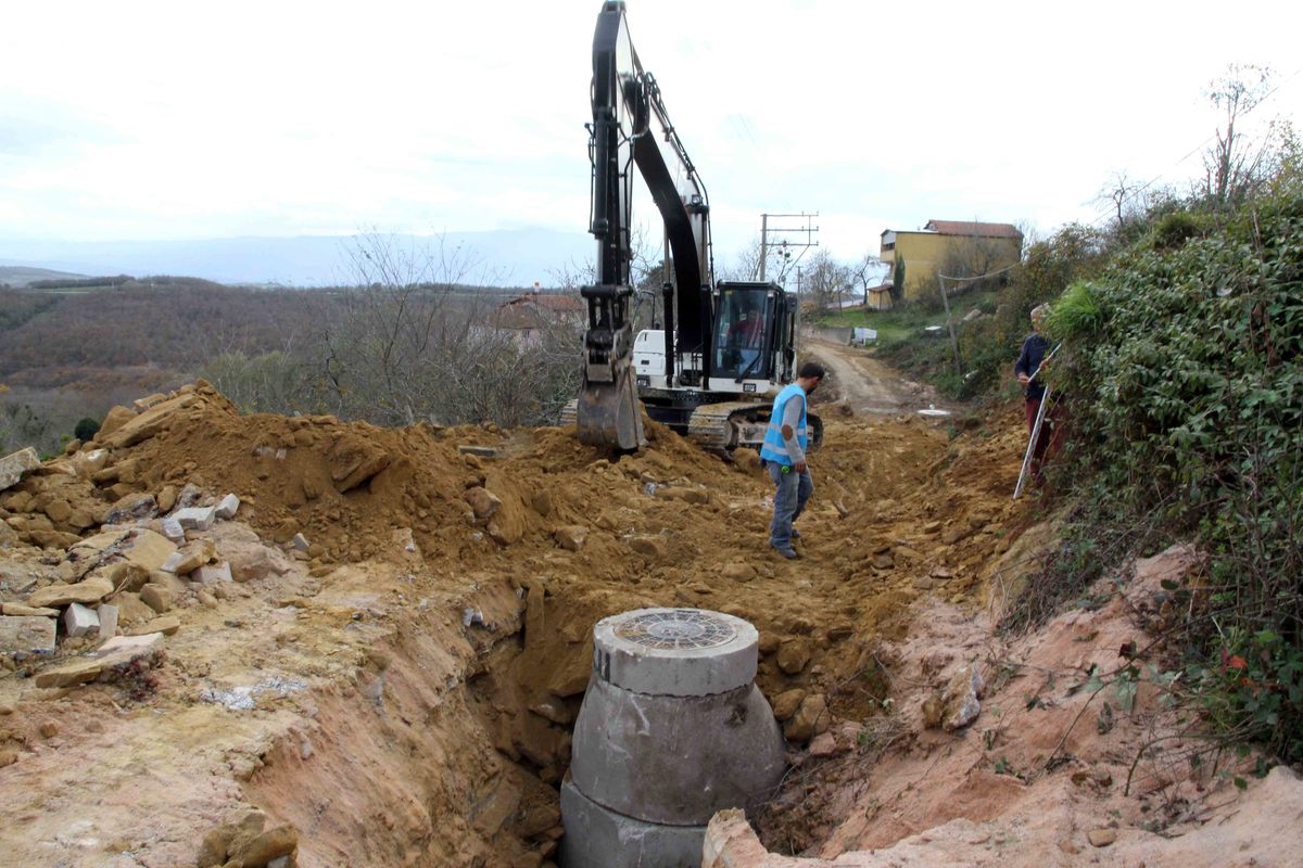 İZMİT ÇUBUKLUBALA VE TÜYSÜZLER’DE ALTYAPI