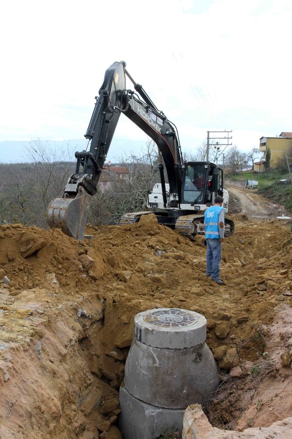 İZMİT ÇUBUKLUBALA VE TÜYSÜZLER’DE ALTYAPI