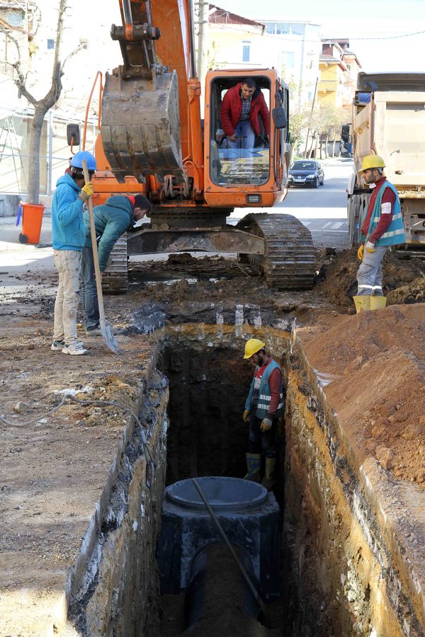 DARICA KAZIM KARABEKİR MAHALLESİ’NDE YAĞMURSUYU HATTI