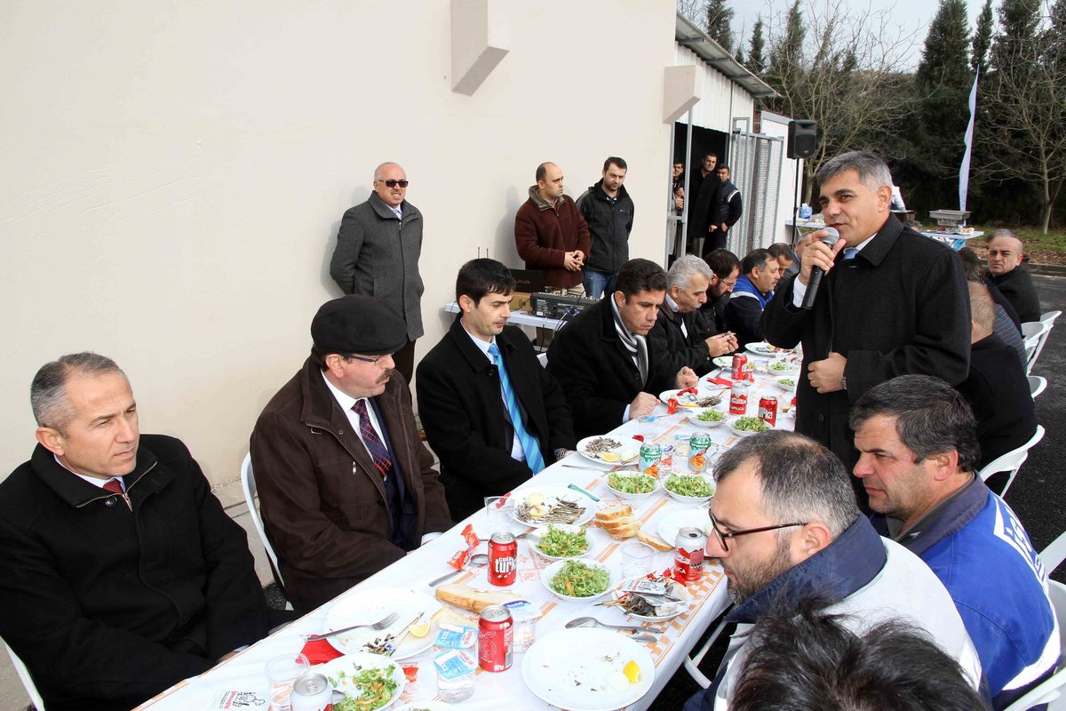 YENİ YAPILAN KÖRFEZ ŞUBE MÜDÜRLÜĞÜ ŞANTİYESİNDE BALIK PROGRAMI