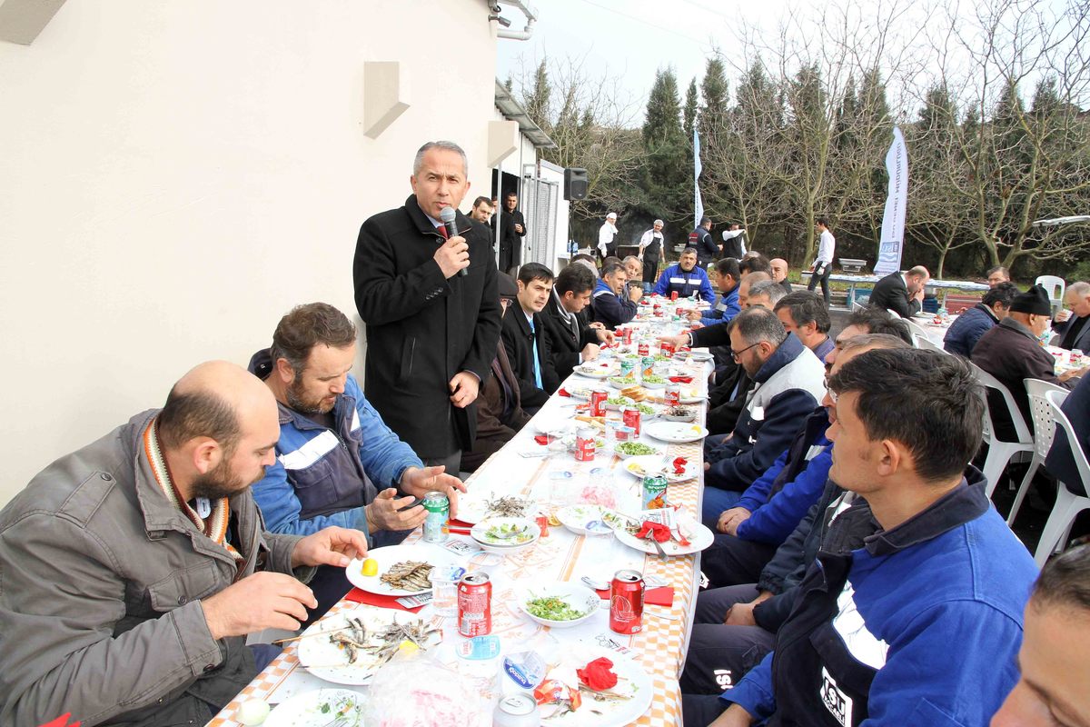 YENİ YAPILAN KÖRFEZ ŞUBE MÜDÜRLÜĞÜ ŞANTİYESİNDE BALIK PROGRAMI