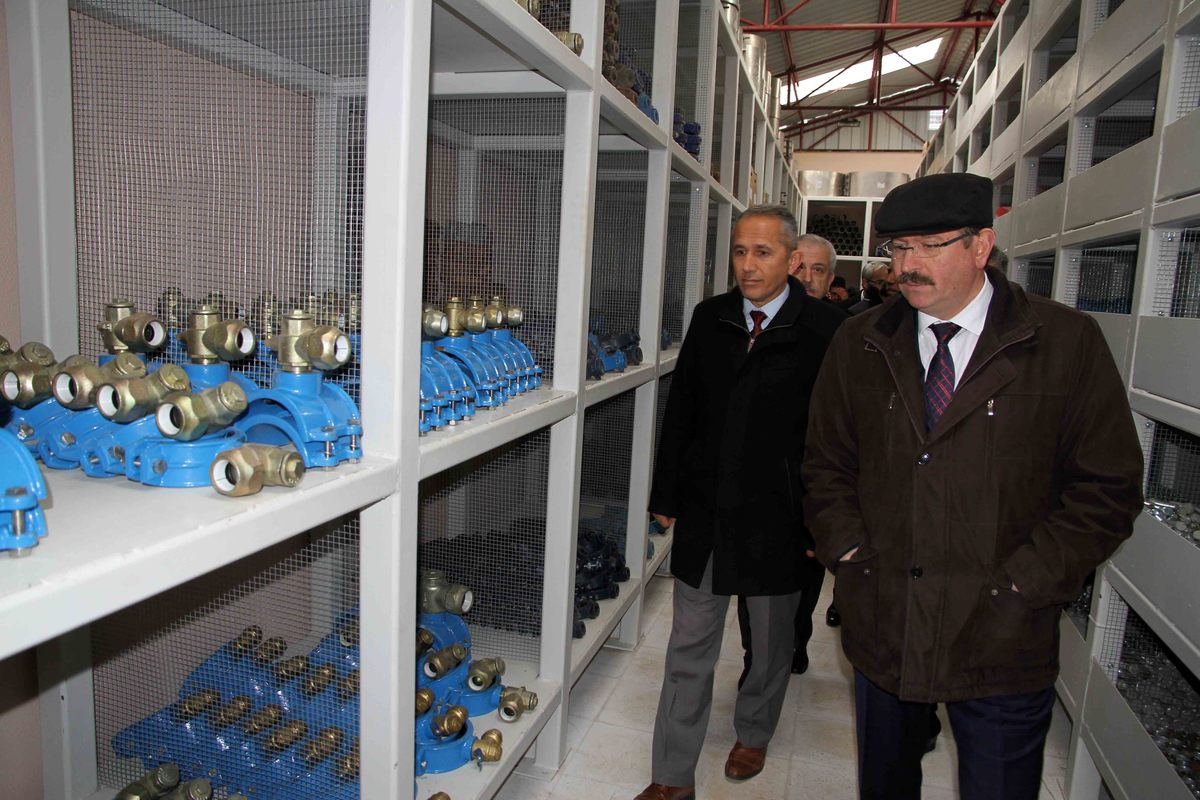 YENİ YAPILAN KÖRFEZ ŞUBE MÜDÜRLÜĞÜ ŞANTİYESİNDE BALIK PROGRAMI