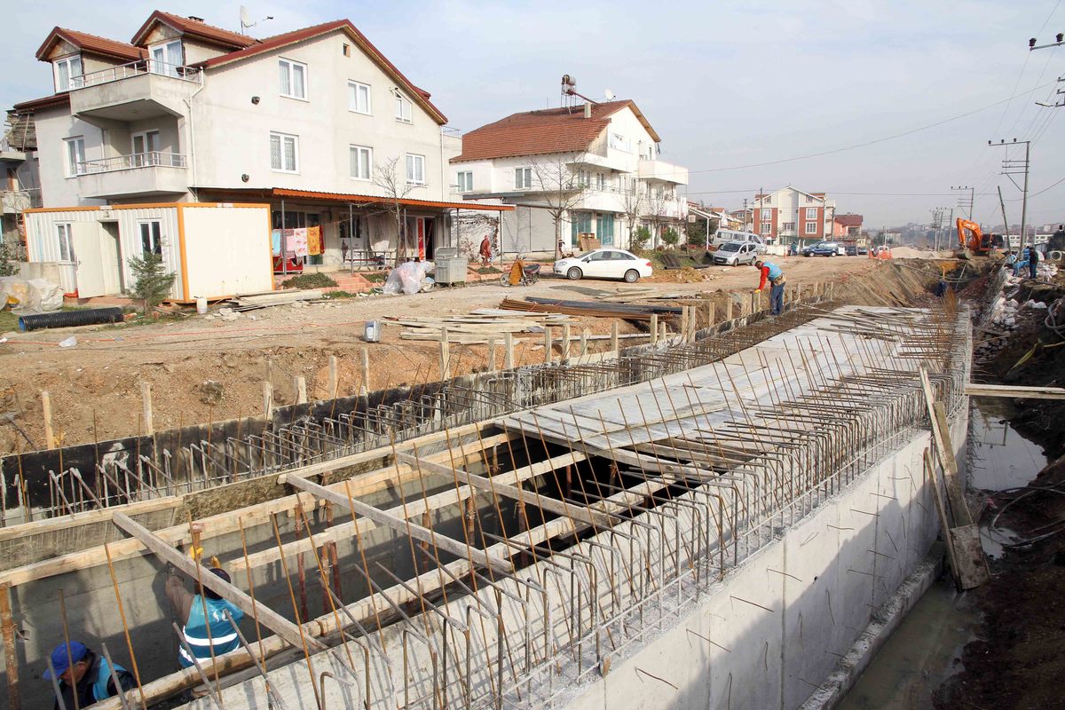 BAŞİSKELE VE KARTEPE’DE 5 DERE ISLAH EDİLİYOR.