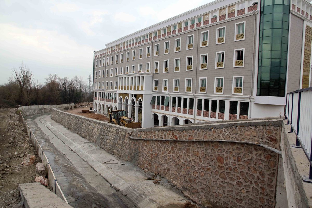 BAŞİSKELE VE KARTEPE’DE 5 DERE ISLAH EDİLİYOR.