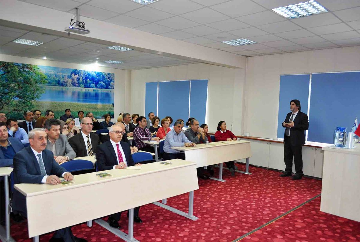 İSU YÖNETİCİ VE PERSONELİNE BEL AĞRILARI SEMİNERİ