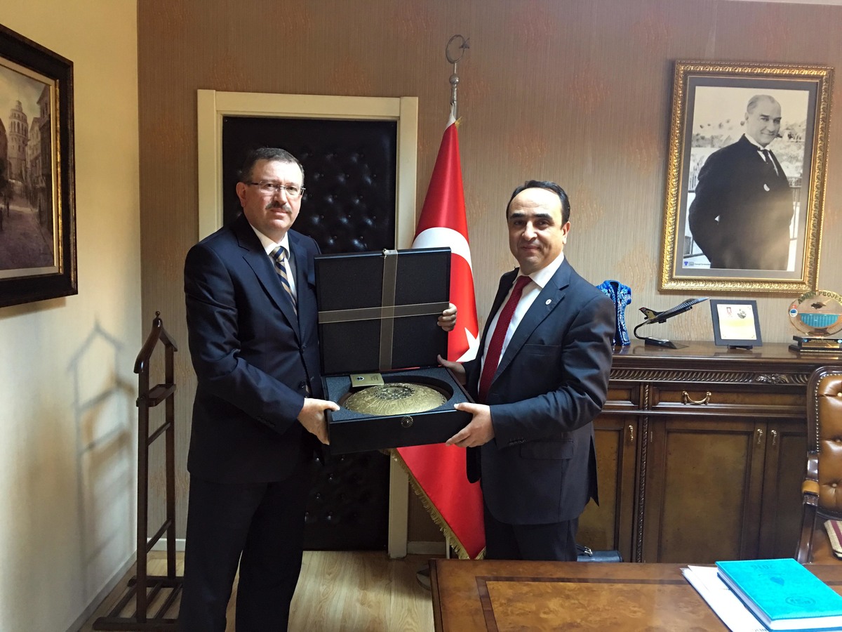 İSU GENEL MÜDÜRÜNDEN MÜSTEŞAR’A HAYIRLI OLSUN ZİYARETİ