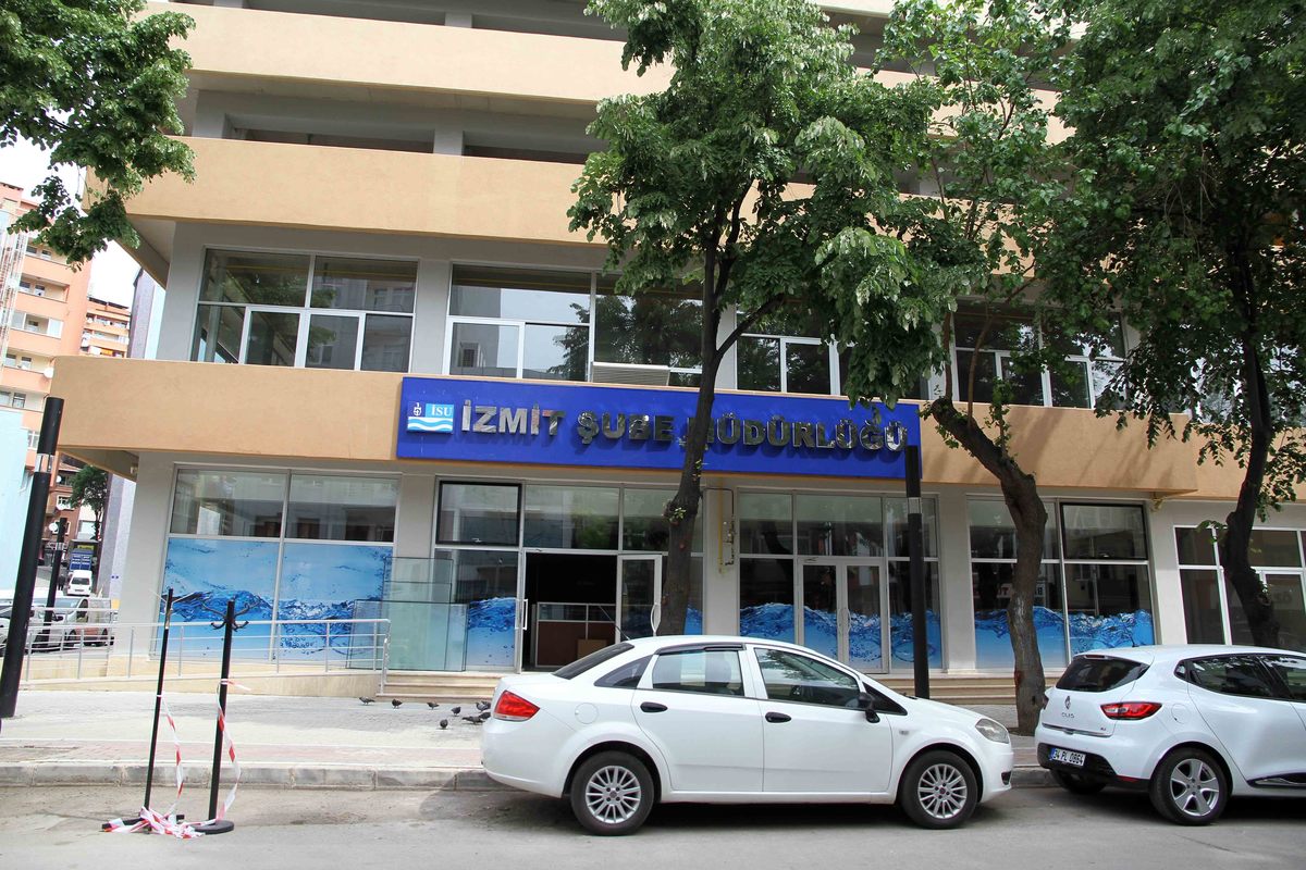 İZMİT İLÇE MÜDÜRLÜĞÜ YENİ YERİNDE 