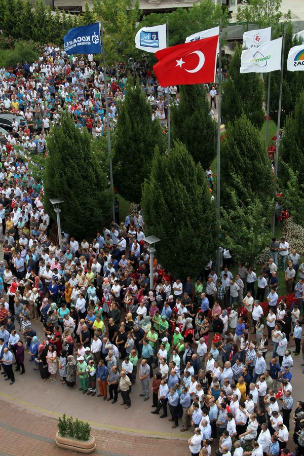 BAŞKAN KARAOSMANOĞLU’NDAN TARİHİ SESLENİŞ