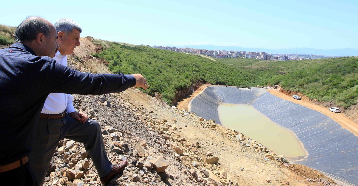 BAŞKAN KARAOSMANOĞLU, GEBZE’DE İNCELEMELER YAPTI
