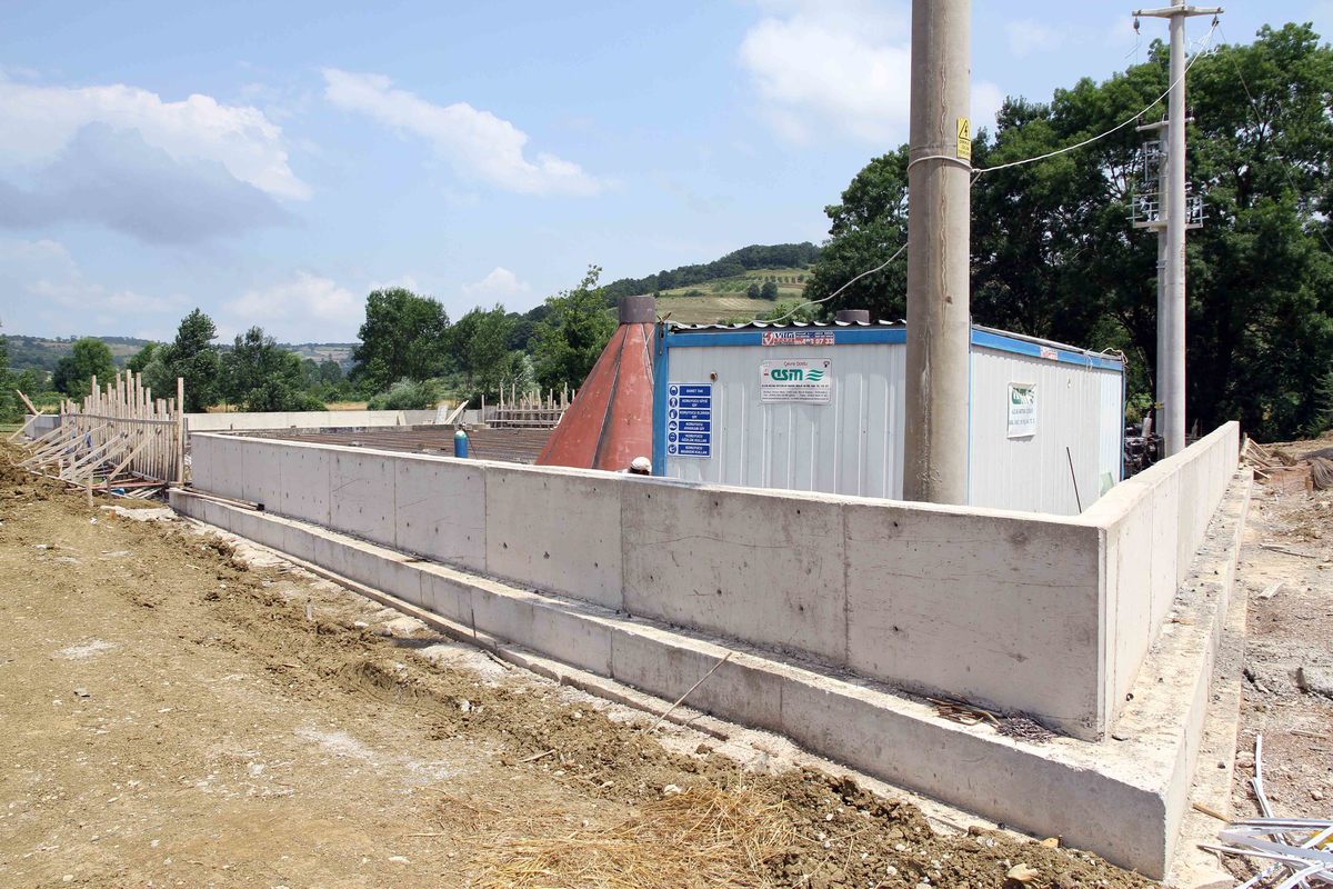 KANDIRA’NIN 14 MAHALLESİ’NDE ALTYAPI VE ARITMA TESİSİ YAPILIYOR