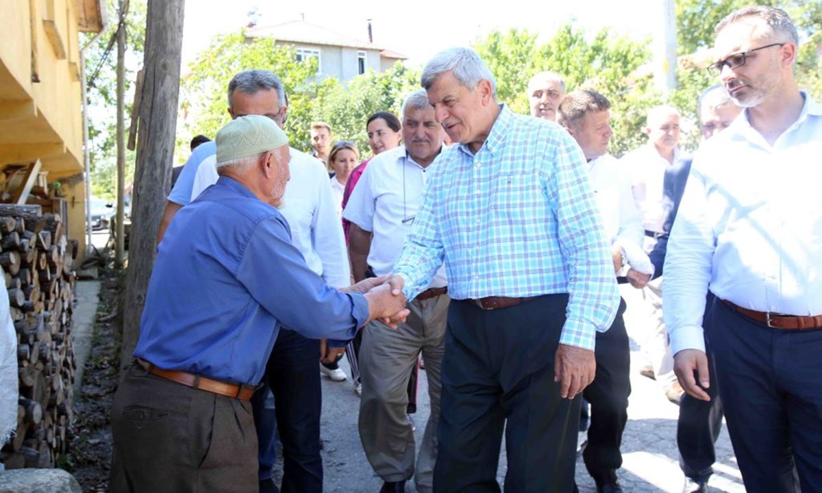   BAŞKAN KARAOSMANOĞLU, GEBZE’NİN SEKİZ KÖYÜNDE VATANDAŞLA BULUŞTU  