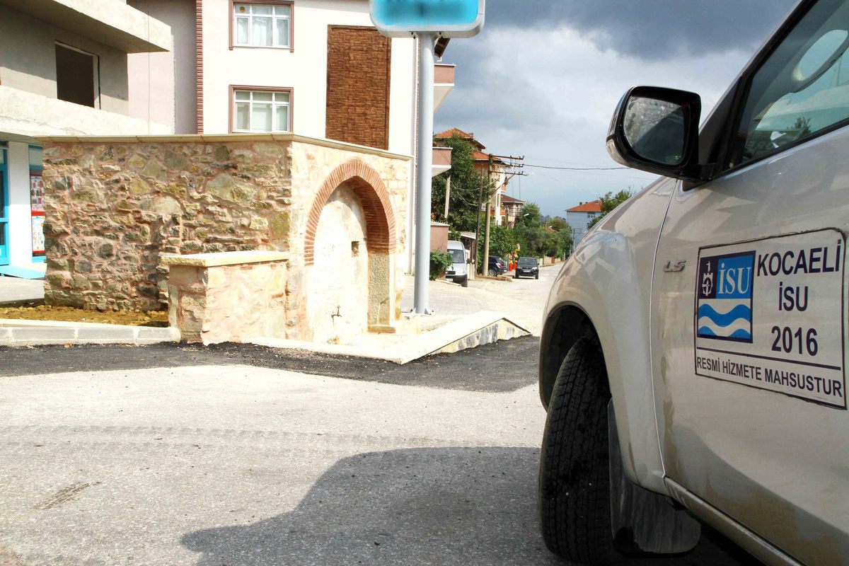 İSU’DAN TARİHİ MİRASA KATKI; İZMİT GÜNDOĞDU ÇEŞMESİ RESTORE EDİLDİ.