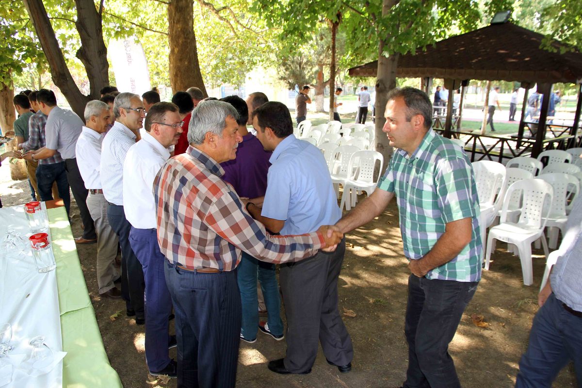 BAŞKAN KARAOSMANOĞLU, ”İSU, TÜRKİYE VE AVRUPA DA PARMAKLA GÖSTERİLECEK ÖRNEK KURUM HALİNE GELDİ”