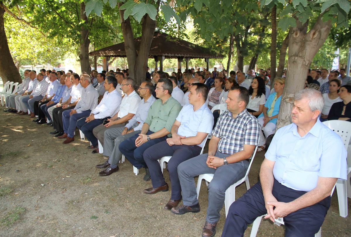 BAŞKAN KARAOSMANOĞLU, ”İSU, TÜRKİYE VE AVRUPA DA PARMAKLA GÖSTERİLECEK ÖRNEK KURUM HALİNE GELDİ”