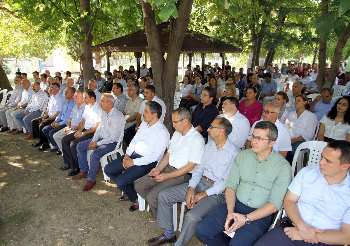 BAŞKAN KARAOSMANOĞLU, ”İSU, TÜRKİYE VE AVRUPA DA PARMAKLA GÖSTERİLECEK ÖRNEK KURUM HALİNE GELDİ”