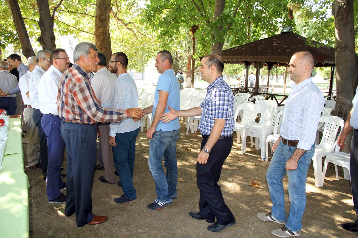 BAŞKAN KARAOSMANOĞLU, ”İSU, TÜRKİYE VE AVRUPA DA PARMAKLA GÖSTERİLECEK ÖRNEK KURUM HALİNE GELDİ”