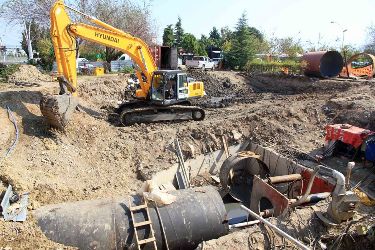 BAŞKAN KARAOSMANOĞLU, 17 MİLYON TL’LİK PROJEYİ DENETLEDİ