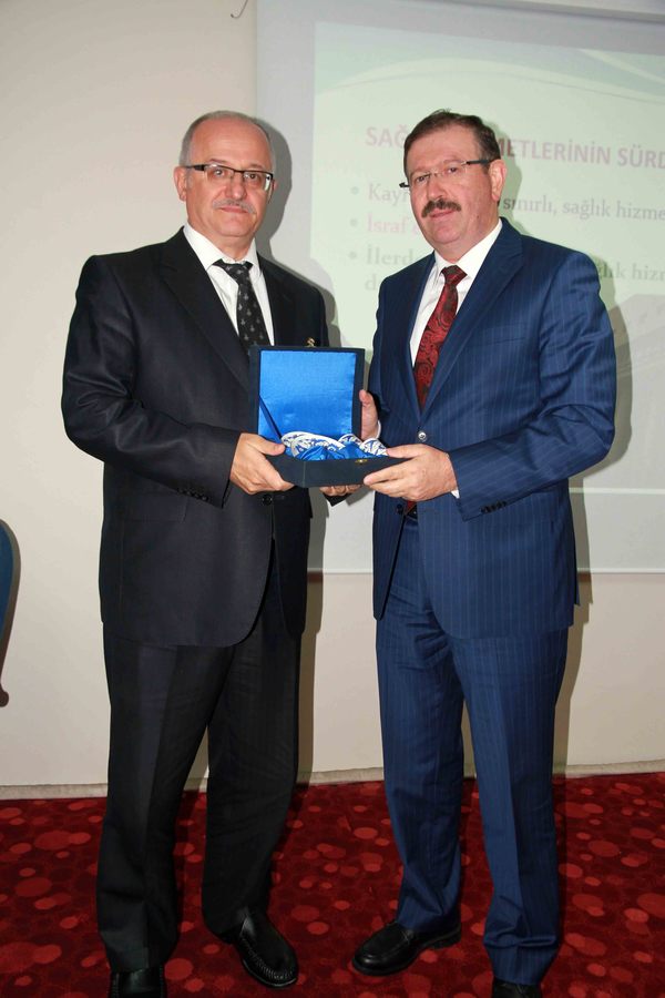 İSU YÖNETİCİLERİNE SAĞLIK SEMİNERİ VERİLDİ.