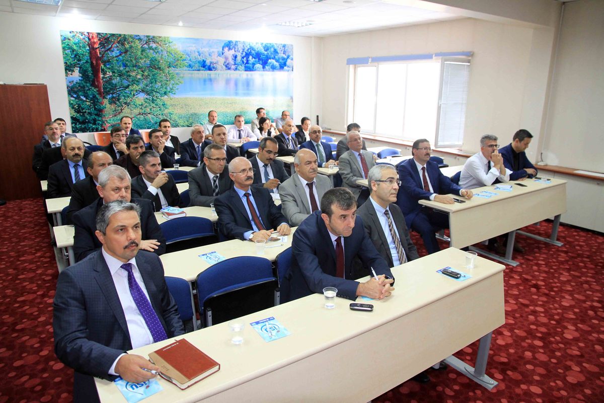 İSU YÖNETİCİLERİNE SAĞLIK SEMİNERİ VERİLDİ.