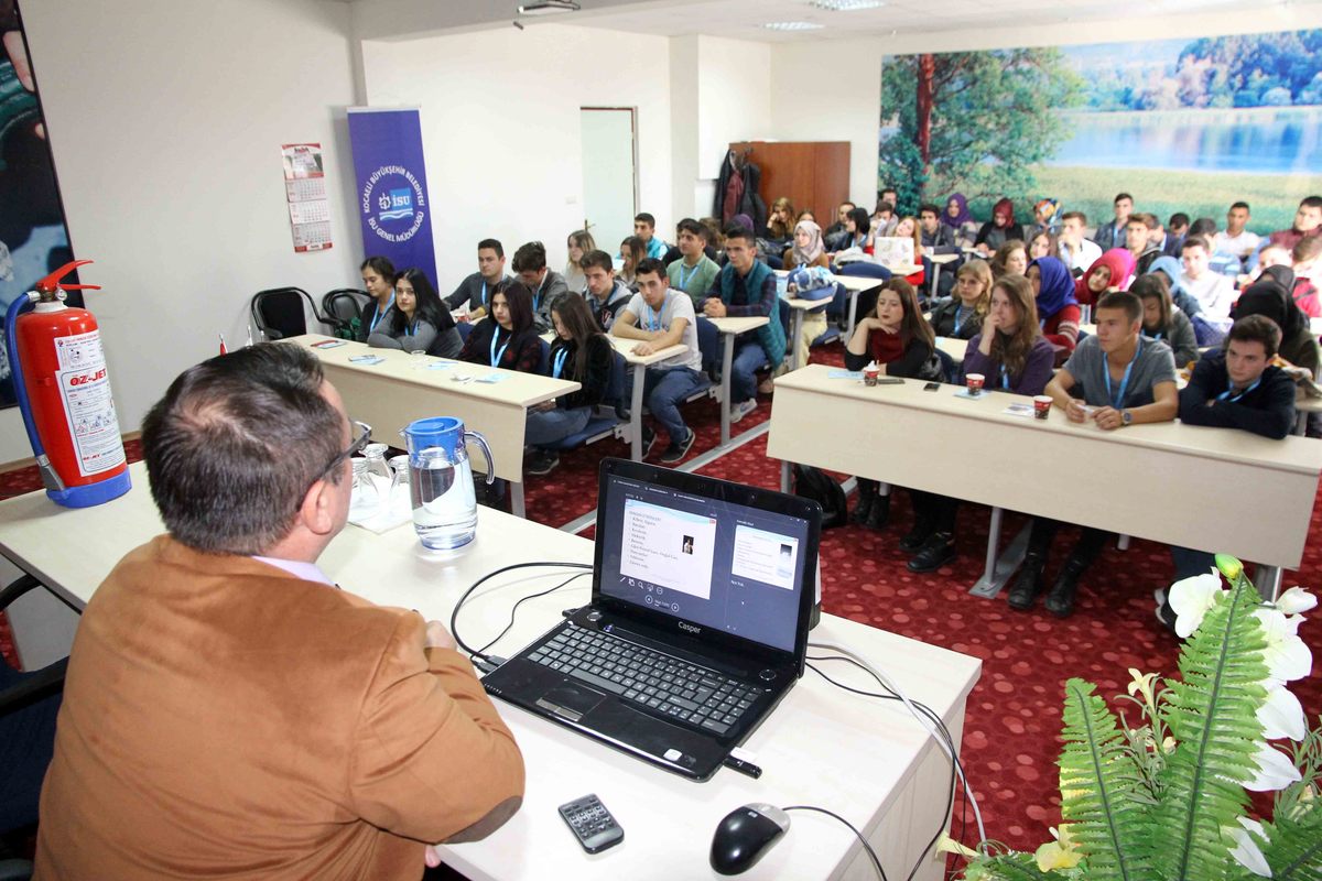  STAJYER ÖĞRENCİLERE ORYANTASYON EĞİTİMİ VERİLDİ