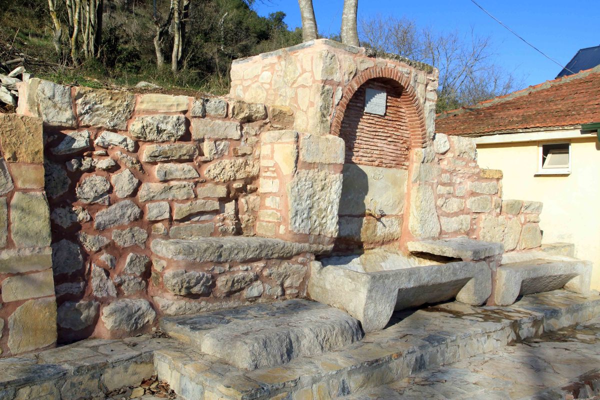 TARİHİ MİRASA KATKI; KÖRFEZ KIYIRLI HACI İBRAHİM ÇEŞMESİ RESTORE EDİLDİ.