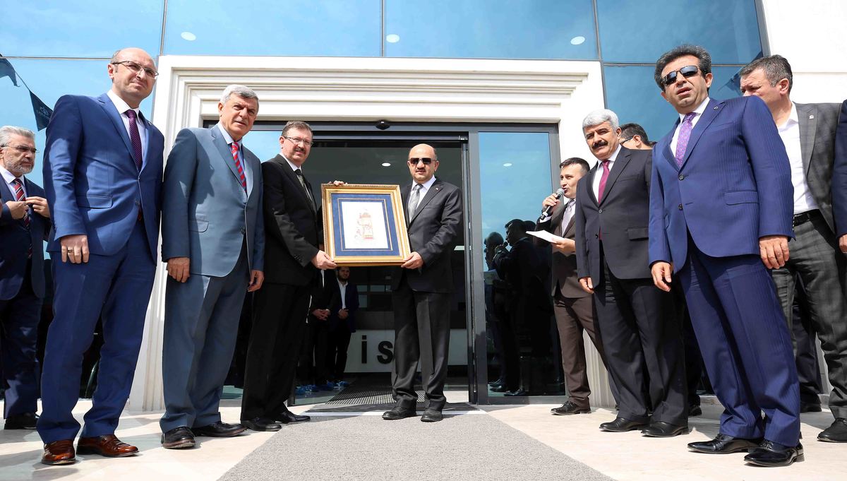 MİLLİ SAVUNMA BAKANI FİKRİ IŞIK,”YAKIN COĞRAFYAMIZIN EN ÖNEMLİ REFERANS TESİSİ”