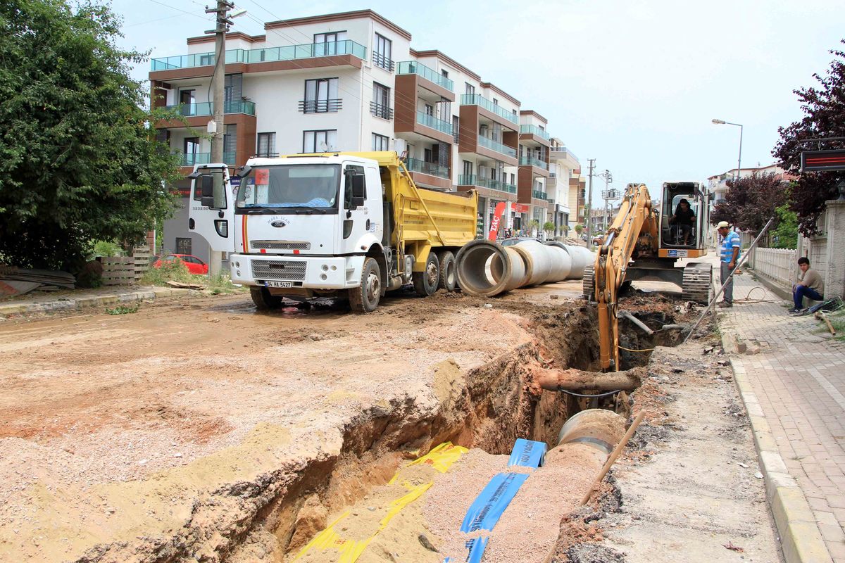 BAŞİSKELE’NİN ALTYAPISI ELDEN GEÇİYOR: 140 KM ALTYAPI 